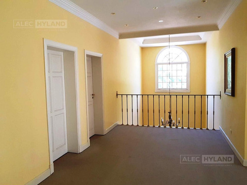Imagen 15 de 27 de Casa En Venta 7 Ambientes - Acas.-libert./solis
