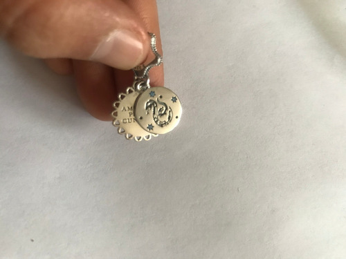 Dije Escudo Charm Basilisco Sly Ambition Pulsera O Cadena