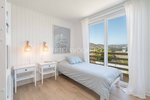 Venta Casa En Centro De Cachagua Con Vista A Mar