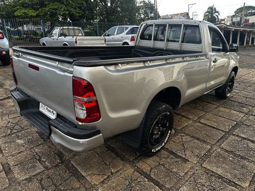 Toyota Hilux 3.0 Cab. Simples 4x4 2p