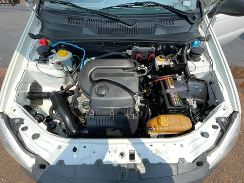 Imagem 10 de 12 de Fiat Strada 1.4 Mpi Hard Working Cd 8v Flex 3p Manual