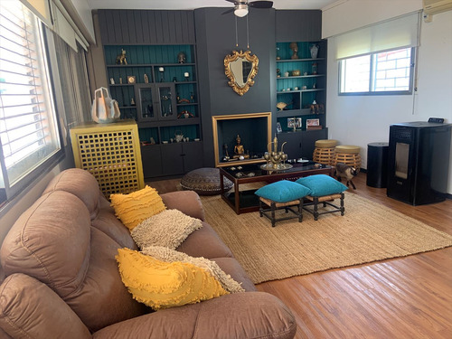 Venta De Casa 3 Dormitorios En Malvin / Punta Gorda
