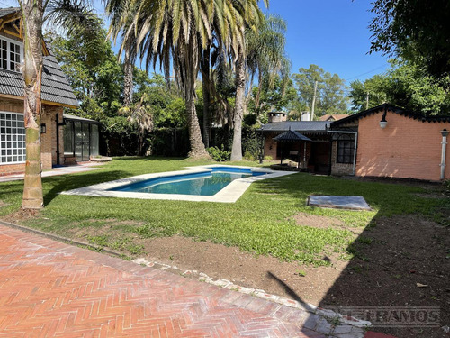 Casa Con Excelente Lote En La Horqueta, A Pocas Cuadras Del Colegio Newman.