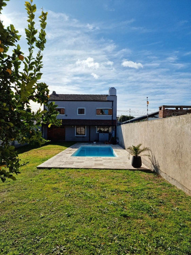 Chalet 5 Amb Barrio Caisamar Lote 10x43 Mar Del Plata En Ven