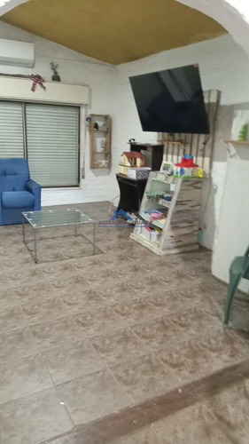 Venta Dos Casas - La Paz - Canelones Con Cochera