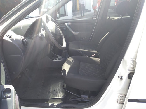 Renault Logan 1.6 Pack I 90cv Nuevo Ingreso! (aes)