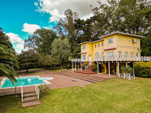 Venta Importante Posada En Sierra De Los Padres