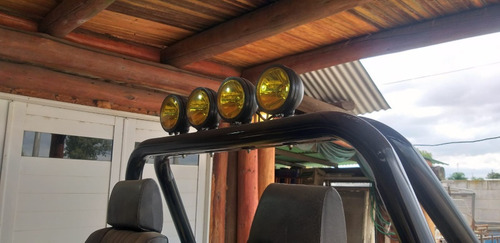 Imagen 3 de 8 de Jeep Ika