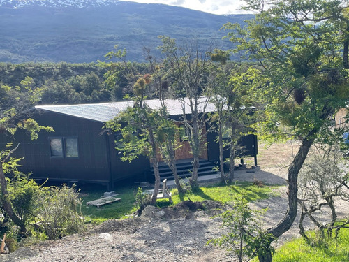 Espectacular Casa A Orillas Del Rio Baker