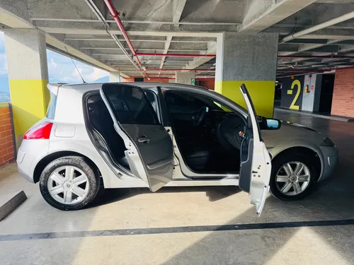 Renault Megane 2 2.0 Dynamique Hb