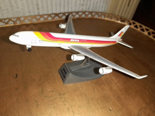 Avión  (colección) Iberia