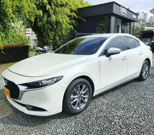 Mazda Mazda 3 2.0 Touring At Hibrido Ligero - Mhev