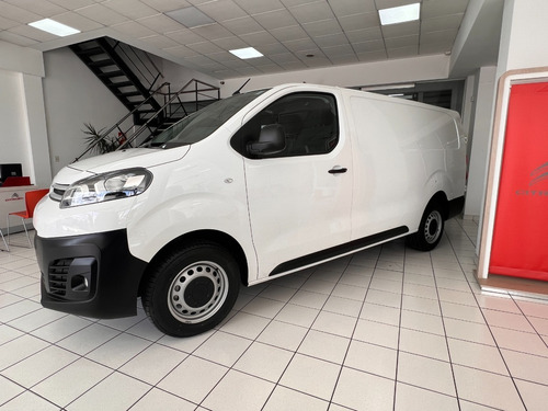 Imagen 2 de 16 de Jumpy L3 Hdi 115 Mt6 Business Furgon 2023 0km