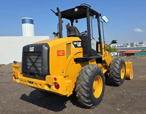 Cargador Frontal Caterpillar 910k 2014