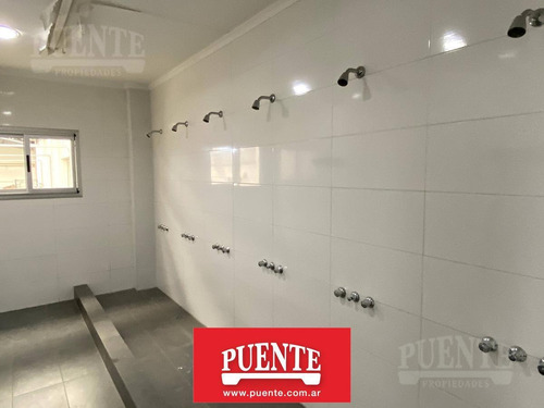 Imagen 10 de 21 de Edificio Comercial Y Taller En Venta Sobre Gran Avenida Ideal Rubro Automotor