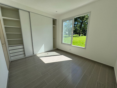 Venta Casa 4 Ambientes A Estrenar Barrio Privado Pinares / Exaltación De La Cruz