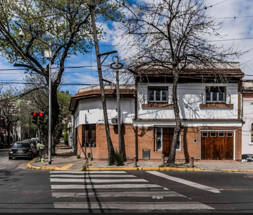 Casa En Excelente Ubicación En San Isidro