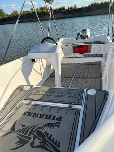 Pisos Nauticos - Alfombras Nauticas New Deck