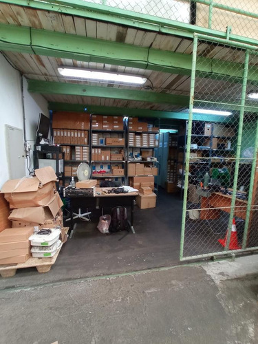 Imagen 24 de 30 de Gran Deposito Con Oficinas , 1100 M2 Proximo Al Puerto Con Renta De U$s 3500 !!