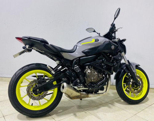 Imagem 3 de 6 de Yamaha Mt07 Abs