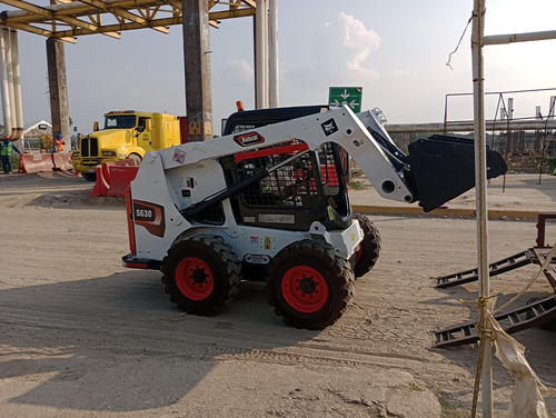 Minicargador Bobcat S630