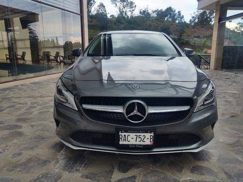 Imagen 2 de 15 de Mercedes Benz Cla 200 Sport Ventana Panorámica 2019