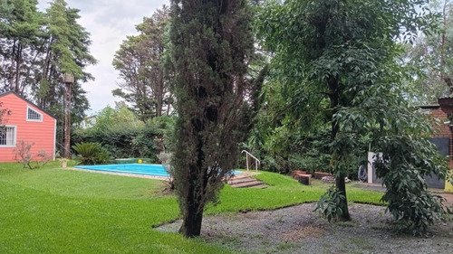 Casa En Venta - 3 Dormitorios 4 Baños - Cocheras - 751mts2 - Exaltación De La Cruz