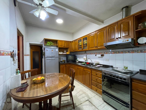 Venta Casa 3 Ambientes 3 Cuadras De Estación Castelar Norte