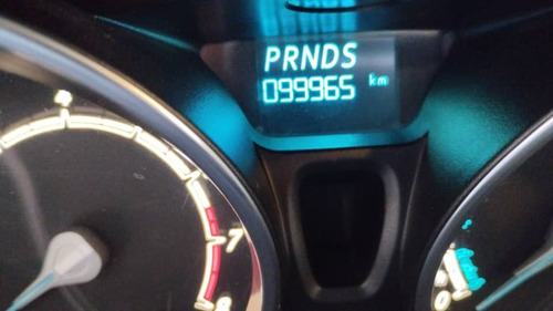 Vehículo A Gasolina Y Gas En Excelentes Condiciones