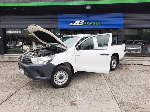 Imagen 9 de 10 de Toyota Hilux 2016 C/s