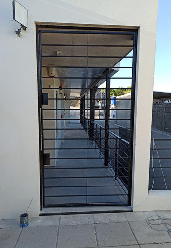Imagen 2 de 12 de Herrero Construcción Facturas Arquitectos Diseño Herreriaar