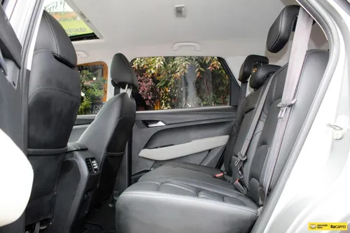Chevrolet Captiva 1.5 Premier At