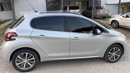 Imagen 3 de 15 de Peugeot 208 1.6 Feline 2018