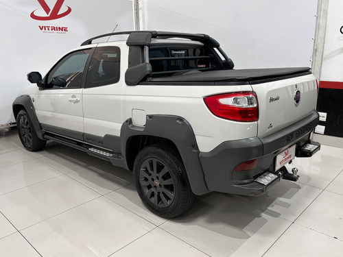 Fiat Strada 1.8 MPI ADVENTURE CD 16V FLEX 3P MANUAL