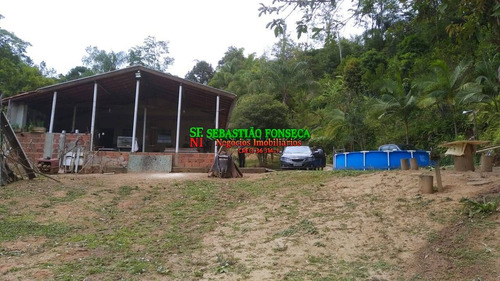 Imagem 4 de 9 de Chácara Na Beira Da Represa Em Jambeiro - 2438