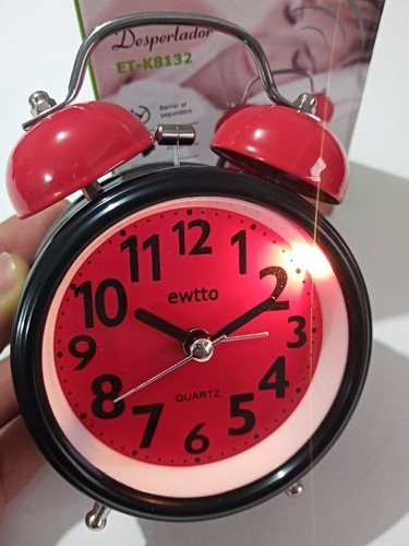 Reloj Despertador De Mesa ( Con Luz)