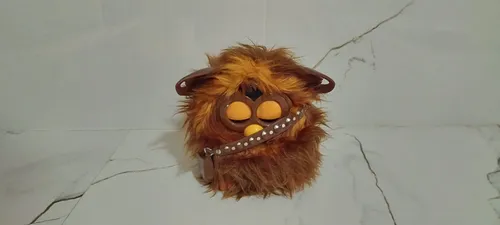 Furby Chewbacca (furbacca) Star Wars Hasbro | MercadoLivre