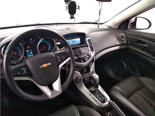 Chevrolet Cruze 1.8 Lt 16v Flex 4p Automático
