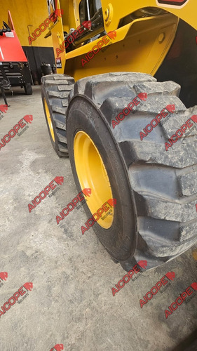 Minicargador 248 B