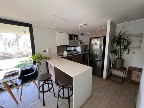 Departamento En Venta De 2 Dorm. En Ñuñoa