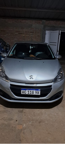 Peugeot 208 1.6 Active