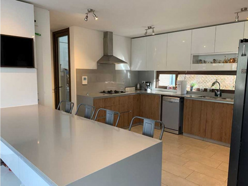 Casa En Las Condes / C El Cerro En Condominio Arrayan