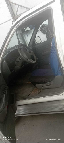Imagen 11 de 17 de Toyota Hilux 2001 3.0 D/cab 4x4 D Sr