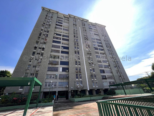 Puo 24-4851 Apartamento Amoblado En Venta En Edifico Valles De Aragua Urbanización El Centro 