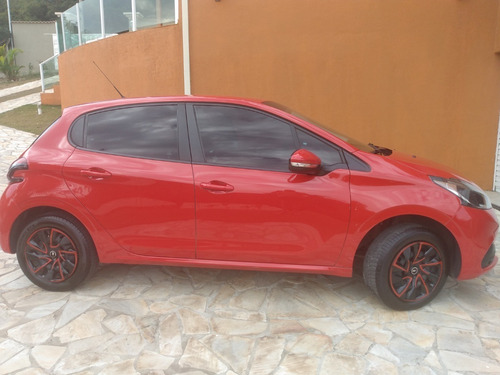 Peugeot 208 Motor Puretch 1.2 Super Econômico!