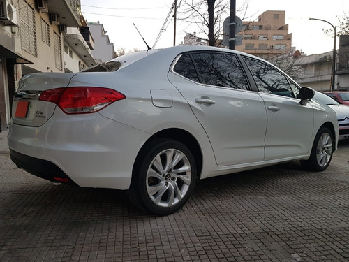 Imagen 6 de 12 de Citroën C4 Lounge 2.0 Tendance