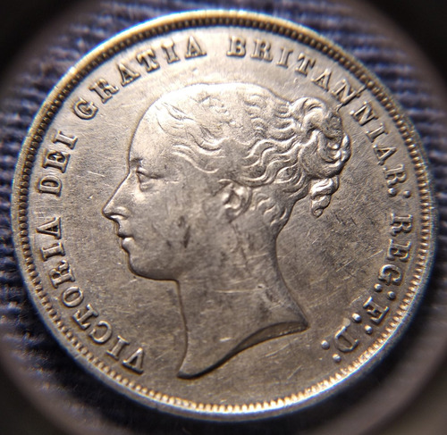 Moneda De Plata Extranjera, One Schilling 1852. Inglaterra.