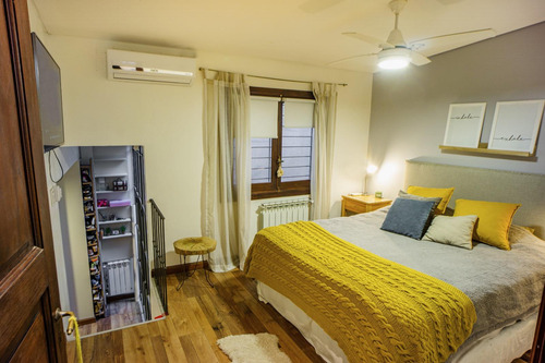 Espectacular Casa De Pasillo A La Venta En La Mejor Zona De Rosario