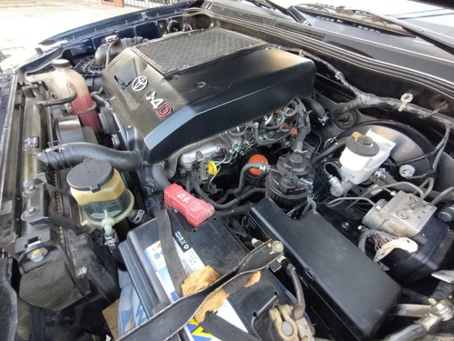 Toyota Hilux 3.0 I Srv Cab Doble 4x2 Cuero