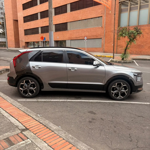 Kia Niro Hibrido 1.6 Hev Zenith At